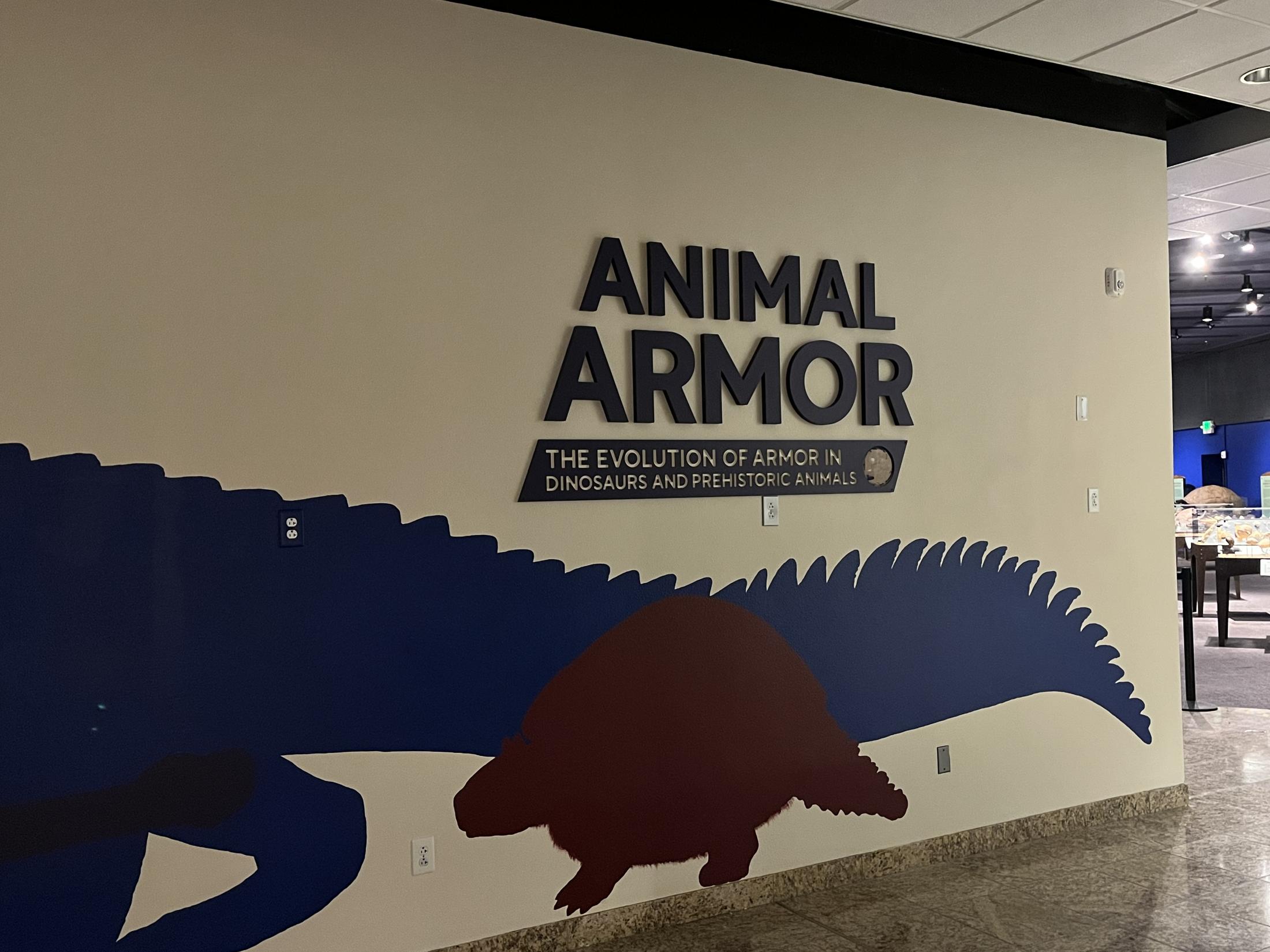 Image of Temporary Exhibit Animal Amor Entry 